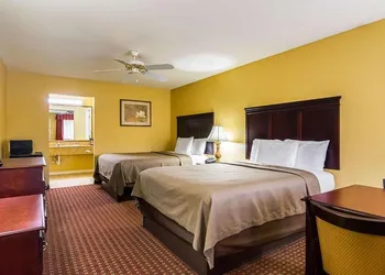 Bryant Inn & Suites hotel thumbnail 4