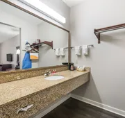 Bryant Inn & Suites hotel detail image 5