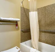 Bryant Inn & Suites hotel detail image 7