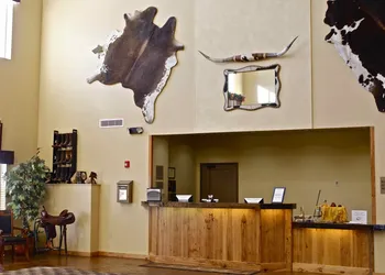 Arbuckle Lodge hotel thumbnail 2