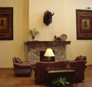 Arbuckle Lodge hotel detail image 3