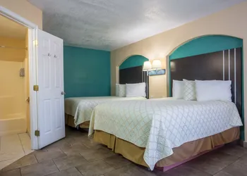 Pinn Road Inn and Suites hotel thumbnail 6