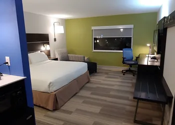 Holiday Inn Express Rolling Meadows - Schaumburg Area by IHG hotel thumbnail 3