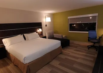 Holiday Inn Express Rolling Meadows - Schaumburg Area by IHG hotel thumbnail 8