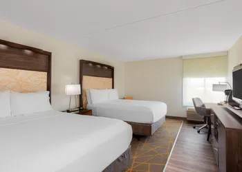 Holiday Inn La Mirada – Buena Park by IHG hotel thumbnail 5