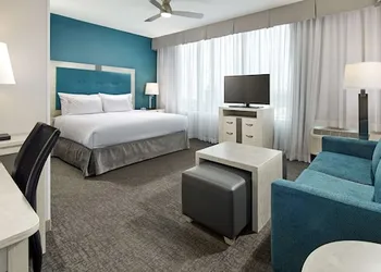 Homewood Suites by Hilton Long Beach Airport hotel thumbnail 8