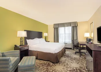 Hotel Gurnee hotel thumbnail 5