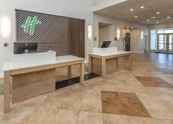 Holiday Inn & Suites Memphis - Wolfchase Galleria​ by IHG hotel thumbnail 2