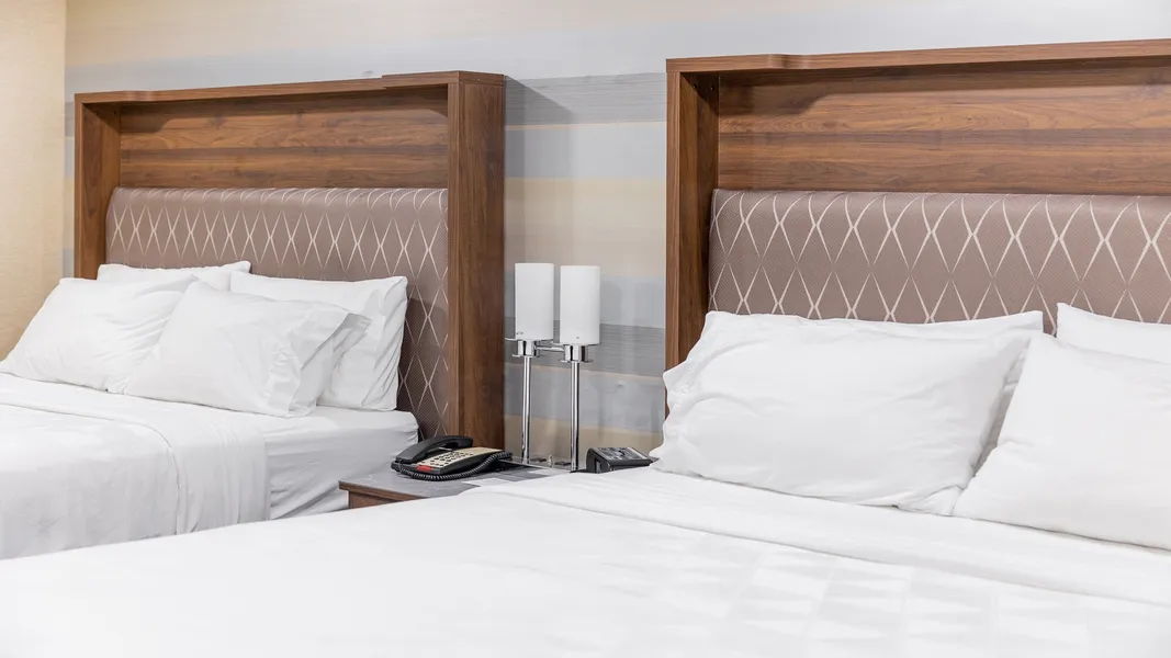 Holiday Inn Plainview-Long Island by IHG hotel detail image 6