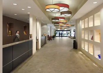 Crowne Plaza Ventura Beach by IHG hotel thumbnail 2