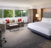 Holiday Inn Charlottesville-Monticello by IHG hotel detail image 5