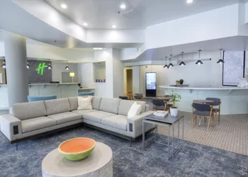 Holiday Inn Gainesville - University Center by IHG hotel thumbnail 4