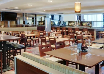 Allure Hotel & Conference Centre hotel thumbnail 5
