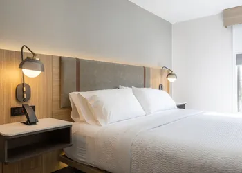 Holiday Inn Anderson by IHG hotel thumbnail 3
