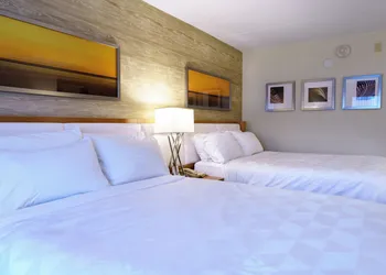 Iris Hotel Cape Cod hotel thumbnail 6