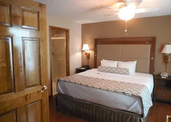 Clayton Plaza Hotel & Extended Stay hotel thumbnail 4