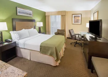 Holiday Inn Airport - Portland by IHG hotel thumbnail 6