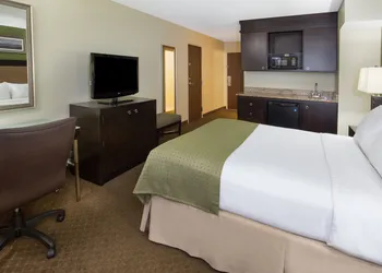 Holiday Inn Airport - Portland by IHG hotel thumbnail 7