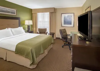 Holiday Inn Airport - Portland by IHG hotel thumbnail 8