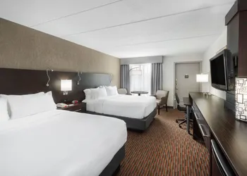 Holiday Inn St. Louis West Six Flags by IHG hotel thumbnail 3