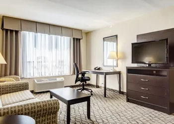 Holiday Inn St. Louis Arpt West-Earth City by IHG hotel thumbnail 5