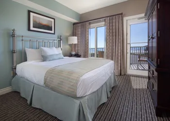 Holiday Inn Club Vacations Galveston Beach Resort by IHG hotel thumbnail 3