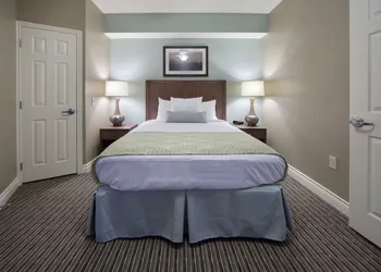 Holiday Inn Club Vacations Galveston Beach Resort by IHG hotel thumbnail 4