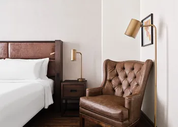 Metcalfe Hotel Ottawa by Gray Collection hotel thumbnail 5