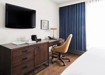 Metcalfe Hotel Ottawa by Gray Collection hotel thumbnail 6