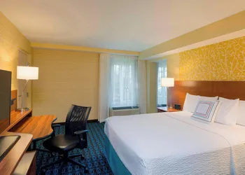 Fairfield Inn & Suites by Marriott Paramus hotel thumbnail 6