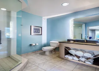 Hotel Indigo Jacksonville-Deerwood Park by IHG hotel thumbnail 2