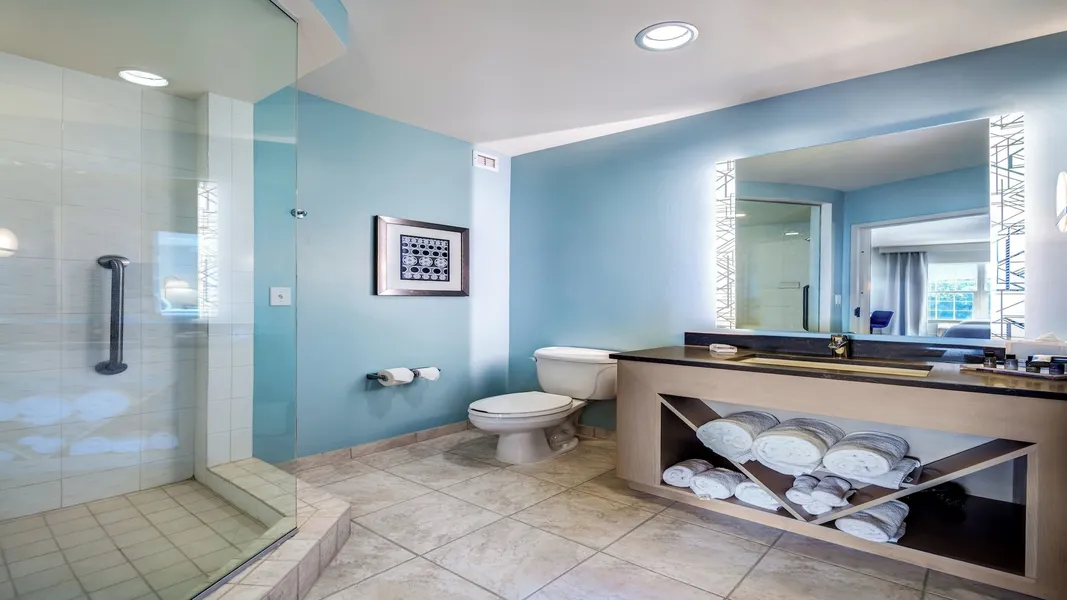Hotel Indigo Jacksonville-Deerwood Park by IHG hotel detail image 2