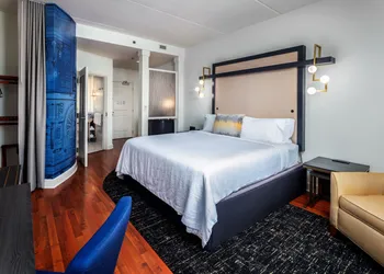 Hotel Indigo Jacksonville-Deerwood Park by IHG hotel thumbnail 6