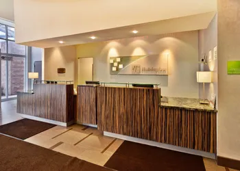 Holiday Inn Detroit Metro Airport by IHG hotel thumbnail 2