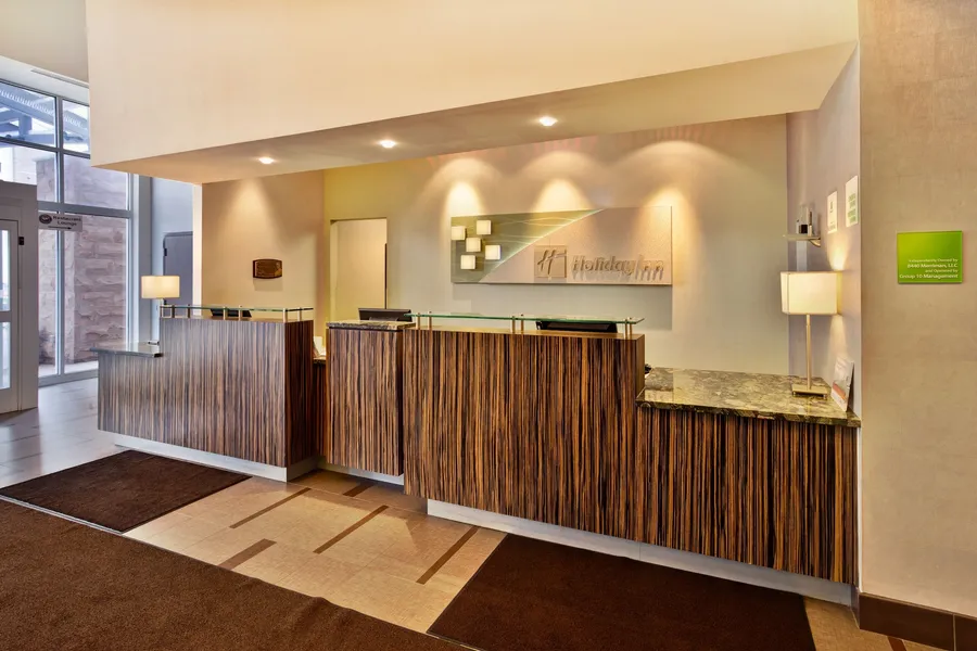 Holiday Inn Detroit Metro Airport by IHG hotel detail image 2