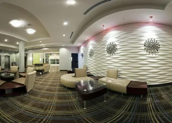 Holiday Inn Detroit Metro Airport by IHG hotel thumbnail 3