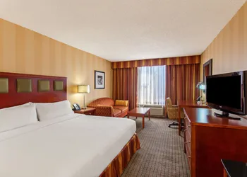 Holiday Inn Sacramento Downtown-Arena by IHG hotel thumbnail 4