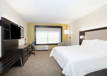 Holiday Inn Express & Suites Ely by IHG hotel thumbnail 5