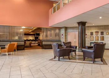 Quality Hotel Conference Center Cincinnati Blue Ash hotel thumbnail 3