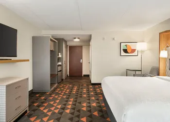 Holiday Inn Florence by IHG hotel thumbnail 6
