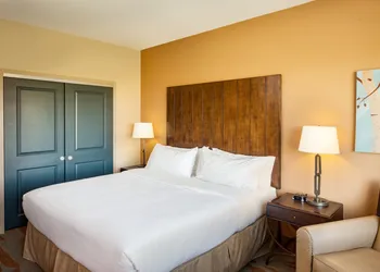Holiday Inn San Antonio Seaworld by IHG hotel thumbnail 8