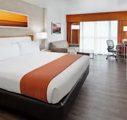Holiday Inn San Antonio - Riverwalk by IHG hotel detail image 7