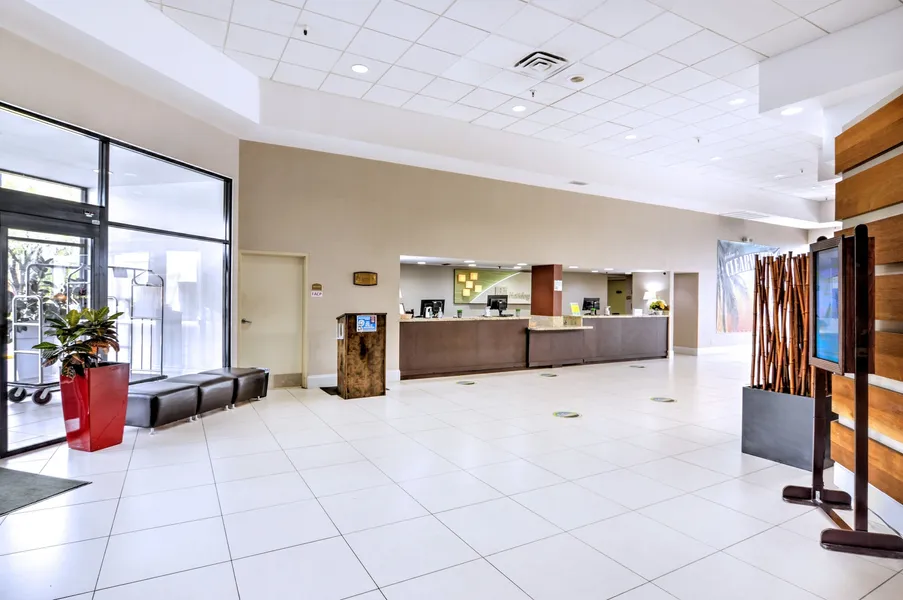 Holiday Inn St Petersburg N - Clearwater by IHG hotel detail image 2