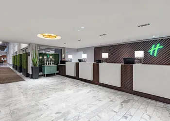 Holiday Inn Toronto Downtown Centre by IHG hotel thumbnail 2