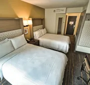 Holiday Inn Toronto Downtown Centre by IHG hotel detail image 7