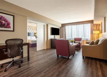 Holiday Inn Toronto - Int'l Airport by IHG hotel thumbnail 7
