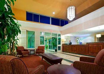 Holiday Inn Mississauga Toronto West by IHG hotel thumbnail 2