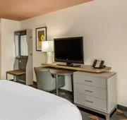 Holiday Inn Atlanta-Gas South Arena Area by IHG hotel detail image 4