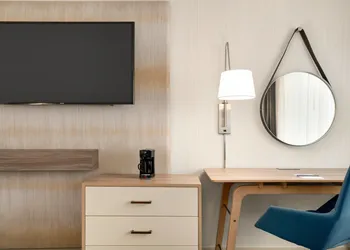 Crowne Plaza: Philadelphia - King of Prussia by IHG hotel thumbnail 6