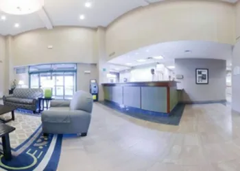 Holiday Inn & Suites Goodyear - West Phoenix Area by IHG hotel thumbnail 2